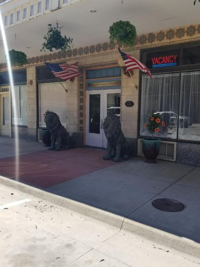 Tioga Extended Stay Hotel Chanute Exterior photo